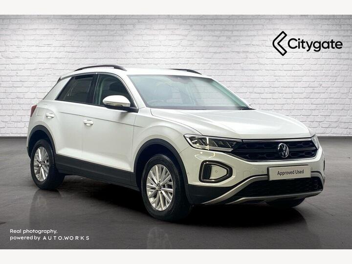 Volkswagen T-Roc 1.5 TSI Life Euro 6 (s/s) 5dr Volkswagen T-Roc 1.5 TSI Life Euro 6 (s/s) 5dr