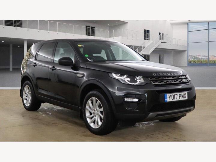 Land Rover Discovery Sport 2.0 TD4 SE Tech Auto 4WD Euro 6 (s/s) 5dr Land Rover Discovery Sport 2.0 TD4 SE Tech Auto 4WD Euro 6 (s/s) 5dr
