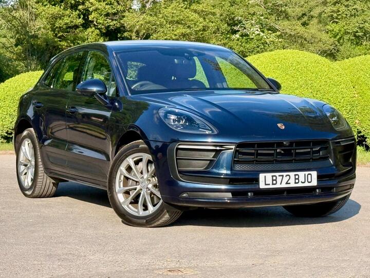 Porsche Macan 2.0T PDK 4WD Euro 6 (s/s) 5dr Porsche Macan 2.0T PDK 4WD Euro 6 (s/s) 5dr