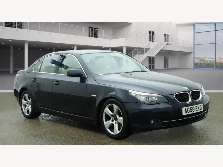 BMW 5 Series 2.0 520d SE Steptronic Euro 4 4dr