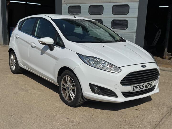 Ford Fiesta 1.0T EcoBoost Zetec Euro 6 (s/s) 5dr