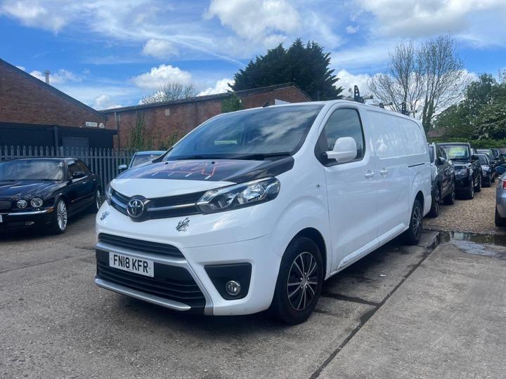 Toyota PROACE COMFORT **FINANCE FROM 9.9% APR AVAILABLE**