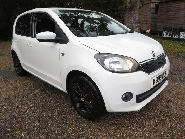 Skoda Citigo 1.0 MPI Colour Edition Euro 6 5dr Skoda Citigo 1.0 MPI Colour Edition Euro 6 5dr