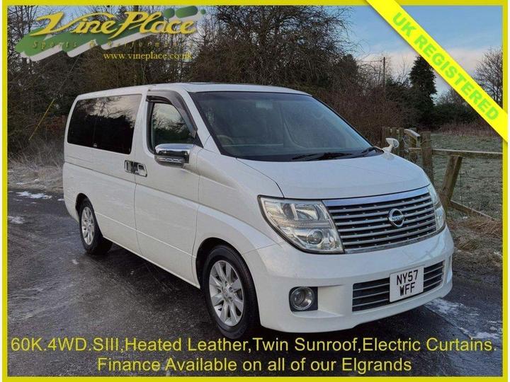 Nissan ELGRAND 3.5 4WD XL SIII,Twin Sunroofs,Curtains.ULEZ. + FINANCE AT Www.vineplace.co.