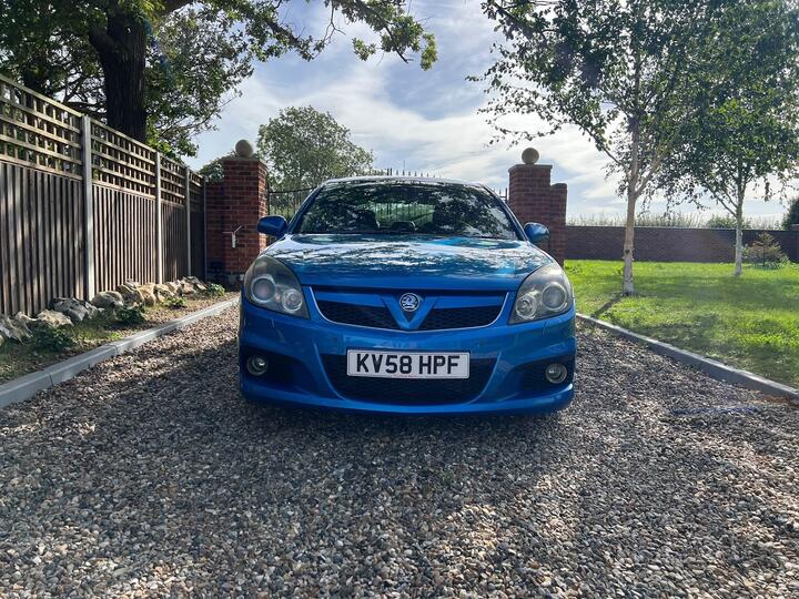 Vauxhall Vectra 2.8i V6 24V VXR 5dr