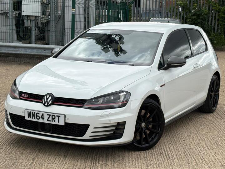 Volkswagen Golf 2.0 TSI BlueMotion Tech GTI Performance DSG Euro 6 (s/s) 3dr Volkswagen Golf 2.0 TSI BlueMotion Tech GTI Performance DSG Euro 6 (s/s) 3dr