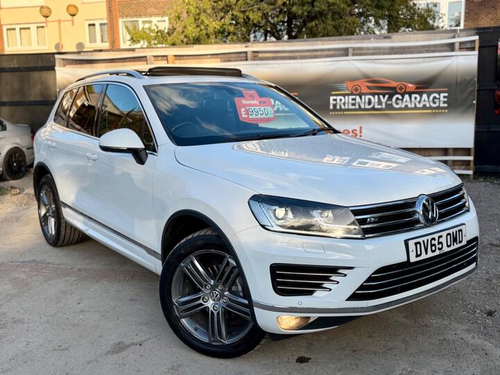 Volkswagen Touareg 3.0 TDI V6 BlueMotion Tech R-Line Tiptronic 4WD Euro 6 (s/s) 5dr