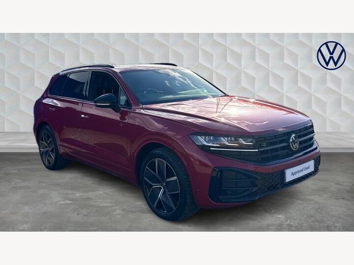 Volkswagen Touareg 3.0 TDI V6 Black Edition Tiptronic 4Motion Euro 6 (s/s) 5dr Volkswagen Touareg 3.0 TDI V6 Black Edition Tiptronic 4Motion Euro 6 (s/s) 5dr