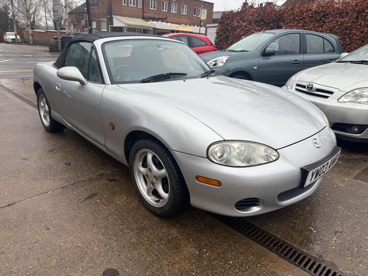 Mazda MX-5 1.8 2dr