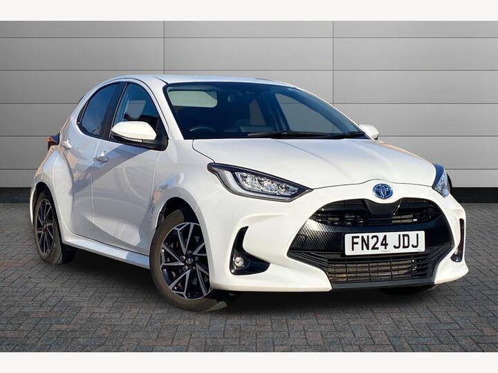 Toyota Yaris 1.5 VVT-h Design E-CVT Euro 6 (s/s) 5dr