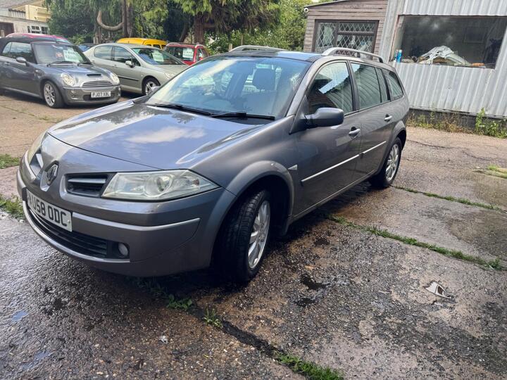 Renault Megane 1.6 VVT Dynamique 5dr