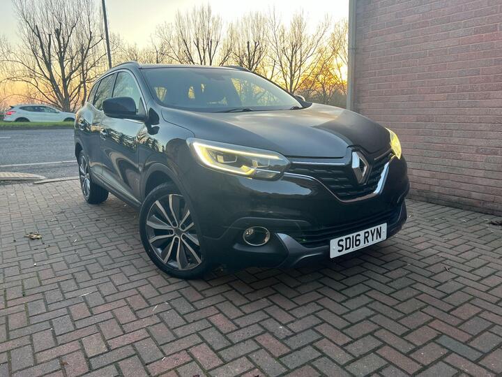 Renault Kadjar 1.5 DCi Signature Nav Euro 6 (s/s) 5dr Renault Kadjar 1.5 DCi Signature Nav Euro 6 (s/s) 5dr