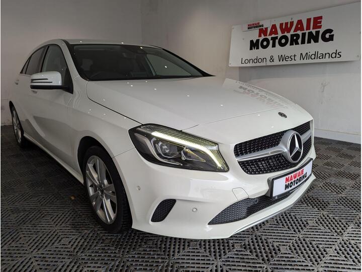 Mercedes-Benz A Class 1.5 A180d Sport (Premium) 7G-DCT Euro 6 (s/s) 5dr Mercedes-Benz A Class 1.5 A180d Sport (Premium) 7G-DCT Euro 6 (s/s) 5dr