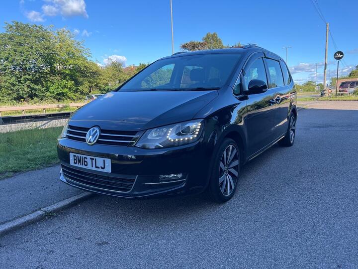 Volkswagen Sharan 2.0 TSI SEL DSG 220 BHP