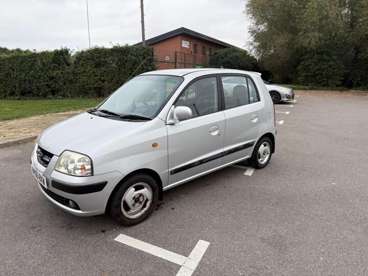 Hyundai Amica 1.1 CDX 5dr Hyundai Amica 1.1 CDX 5dr