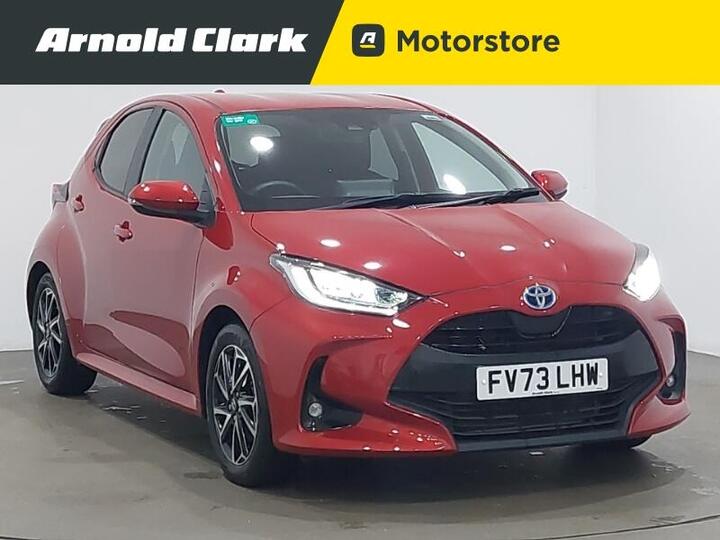 Toyota Yaris 1.5 VVT-h Design E-CVT Euro 6 (s/s) 5dr