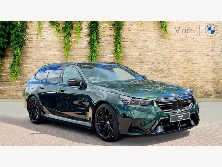 BMW M5 Touring 4.4 22.1kWh Touring Steptronic XDrive Euro 6 (s/s) 5dr