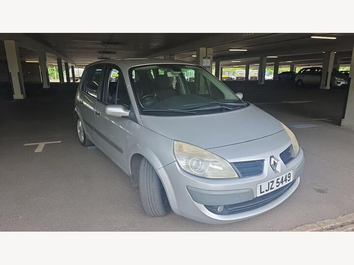 Renault Scenic 1.6 VVT Dynamique 5dr