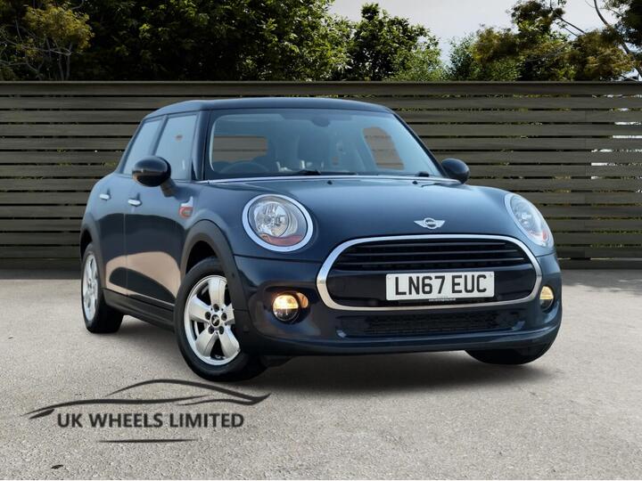 MINI Hatch 1.5 Cooper Auto Euro 6 (s/s) 5dr