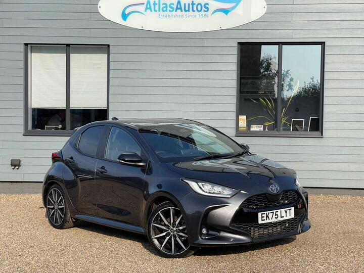 Toyota YARIS 1.5 VVT-h GR SPORT E-CVT Euro 6 (s/s) 5dr