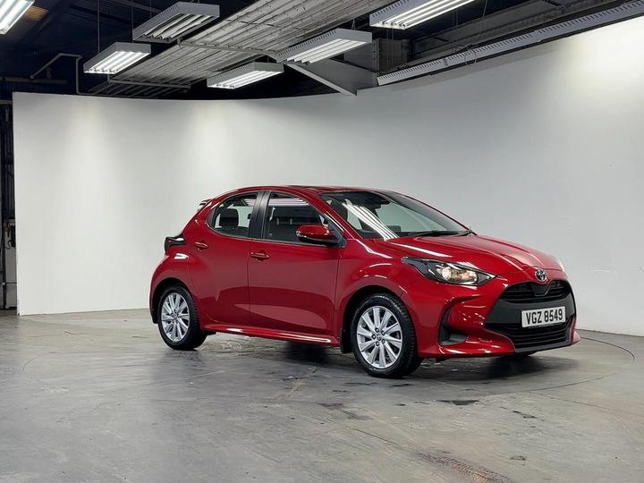 Toyota YARIS 1.5 VVT-h Icon E-CVT Euro 6 (s/s) 5dr