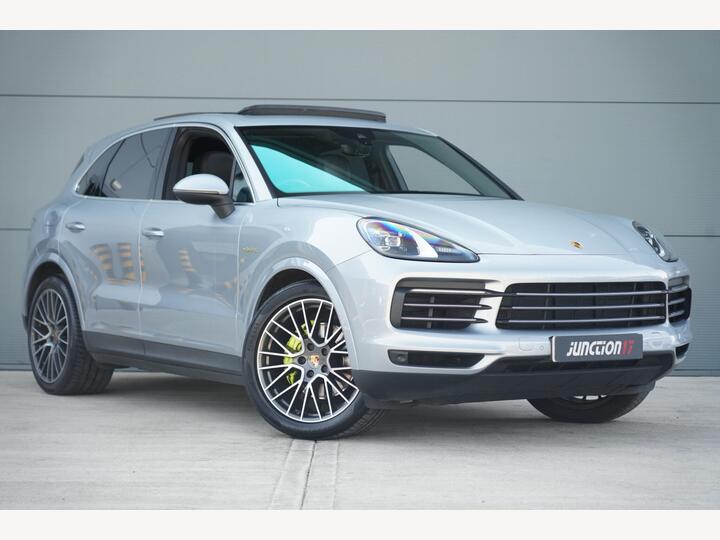 Porsche Cayenne 3.0 V6 E-Hybrid 14.1kWh TiptronicS 4WD Euro 6 (s/s) 5dr (3.6kW Charger)