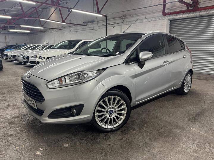 Ford Fiesta 1.0T EcoBoost Titanium Euro 5 (s/s) 5dr