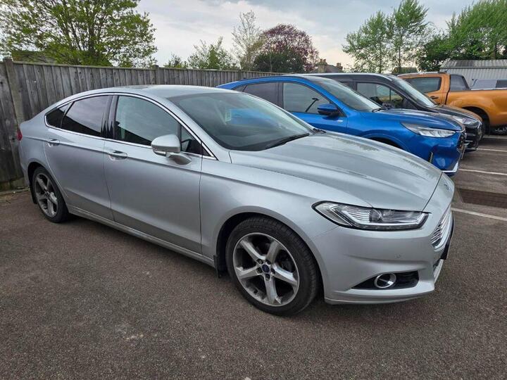 Ford Mondeo 2.0 TDCi Titanium Euro 6 (s/s) 5dr