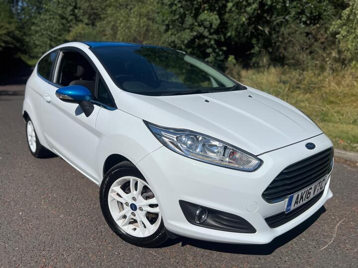 Ford Fiesta 1.0T EcoBoost Zetec White Edition Euro 6 (s/s) 3dr