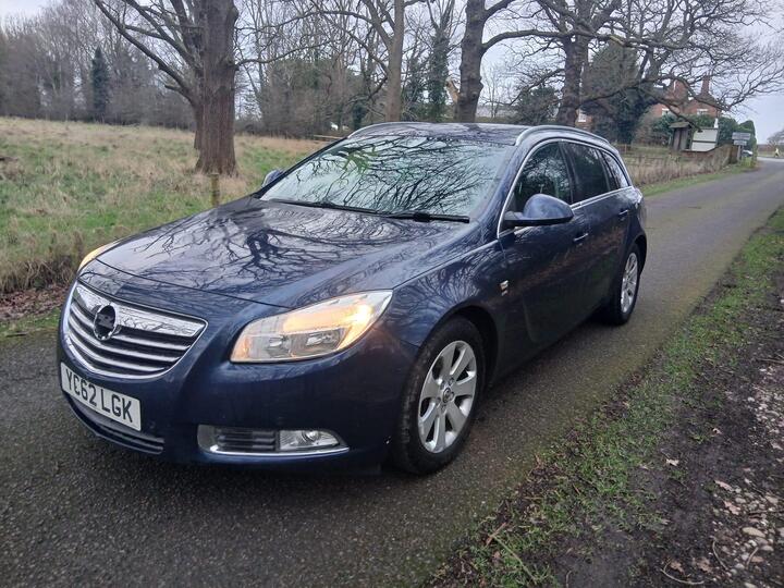 Vauxhall Insignia 2.0 CDTi EcoFLEX SRi Nav Sports Tourer Euro 5 (s/s) 5dr