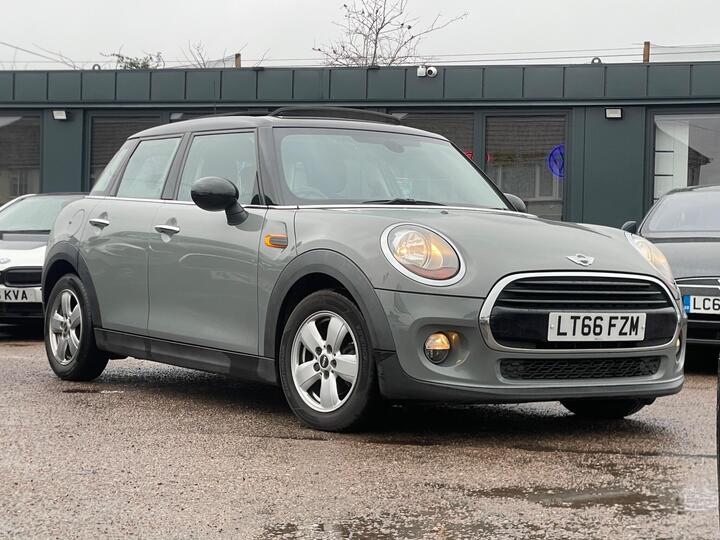 MINI Hatch 1.5 Cooper Auto Euro 6 (s/s) 5dr