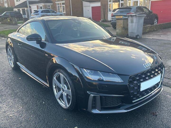 Audi TT 2.0 TFSI 40 S Line S Tronic Euro 6 (s/s) 3dr