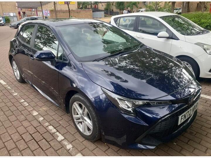 Toyota Corolla 1.8 VVT-h Icon Tech CVT Euro 6 (s/s) 5dr