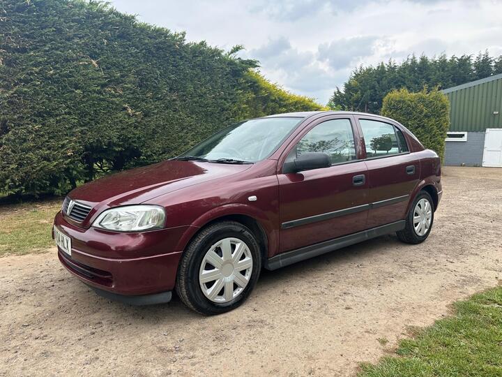 Vauxhall Astra 1.6i Club 5dr
