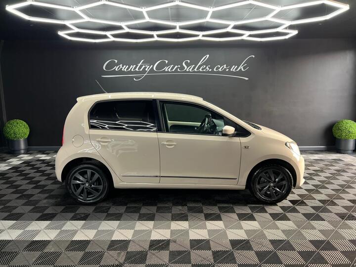 SEAT Mii 1.0 12v By MANGO Euro 6 5dr