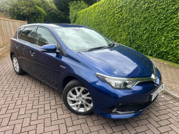 Toyota Auris 1.8 VVT-h Business Edition CVT Euro 6 (s/s) 5dr (Safety Sense)
