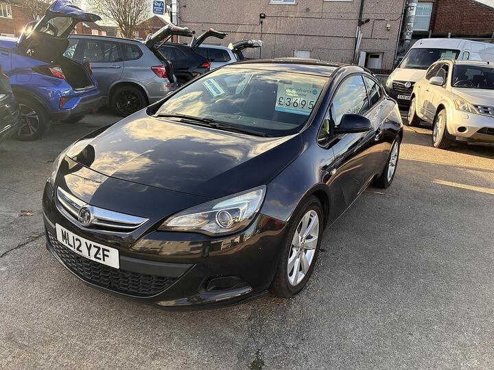 Vauxhall Astra GTC 1.4T 16V Sport Euro 5 (s/s) 3dr Vauxhall Astra GTC 1.4T 16V Sport Euro 5 (s/s) 3dr