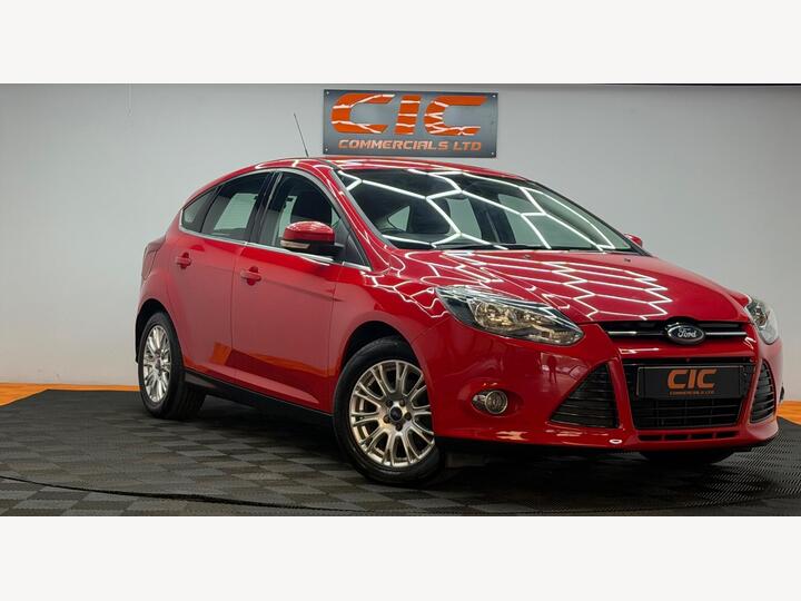 Ford Focus 1.6 Titanium Powershift Euro 5 5dr