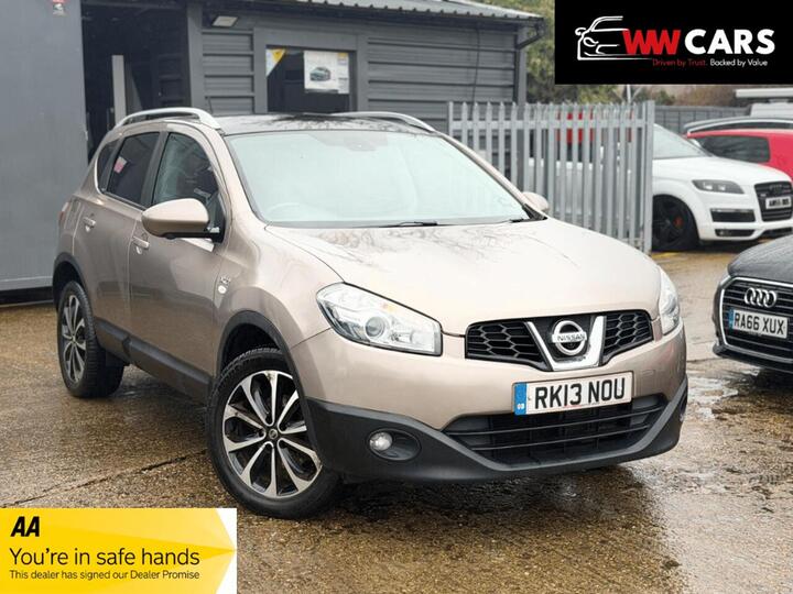 Nissan Qashqai 1.6 N-tec+ CVT 2WD Euro 5 5dr Nissan Qashqai 1.6 N-tec+ CVT 2WD Euro 5 5dr