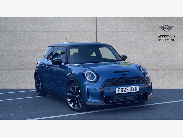 MINI Cooper 1.5 C Exclusive 3dr Auto