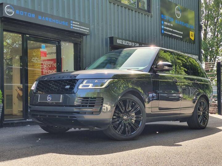 Land Rover RANGE ROVER 3.0 D300 MHEV Westminster Black Auto 4WD Euro 6 (s/s) 5dr Land Rover RANGE ROVER 3.0 D300 MHEV Westminster Black Auto 4WD Euro 6 (s/s) 5dr