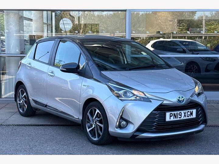 Toyota Yaris 1.5 VVT-h Y20 E-CVT Euro 6 (s/s) 5dr