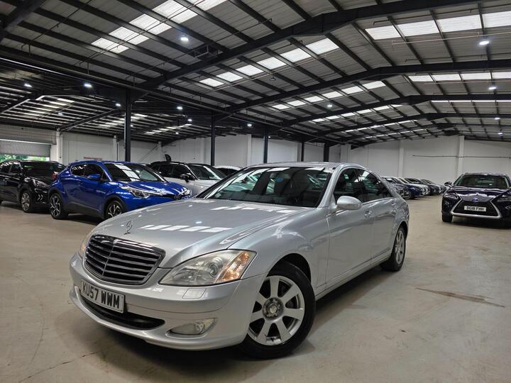Mercedes-Benz S Class 3.0 S280 V6 G-Tronic Euro 4 4dr Mercedes-Benz S Class 3.0 S280 V6 G-Tronic Euro 4 4dr