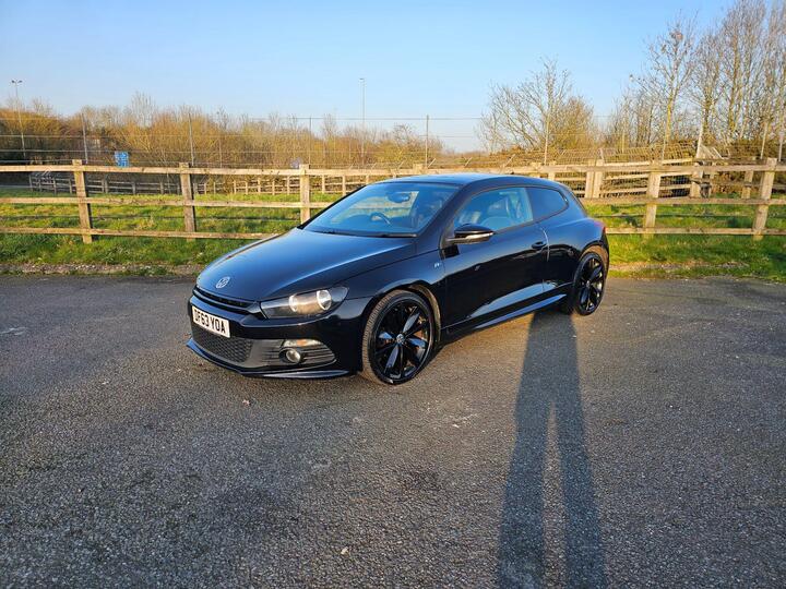 Volkswagen Scirocco 2.0 TDI R-Line DSG Euro 5 3dr (Leather, Nav)