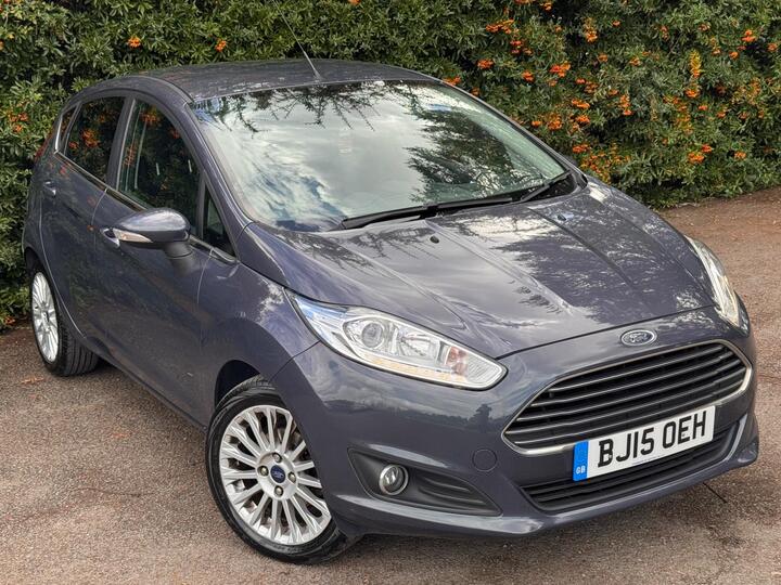 Ford Fiesta 1.0T EcoBoost Titanium Euro 6 (s/s) 5dr