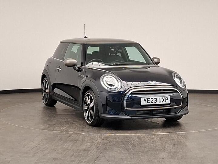 MINI Hatch 1.5 Cooper Exclusive Steptronic Euro 6 (s/s) 3dr