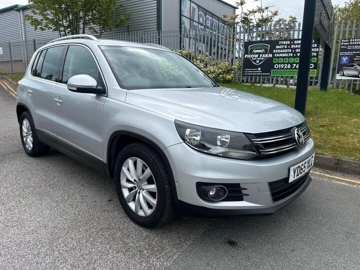 Volkswagen Tiguan 2.0 TDI BlueMotion Tech Match 2WD Euro 6 (s/s) 5dr Volkswagen Tiguan 2.0 TDI BlueMotion Tech Match 2WD Euro 6 (s/s) 5dr