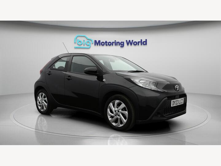 Toyota Aygo X 1.0 VVT-i Pure Euro 6 (s/s) 5dr Toyota Aygo X 1.0 VVT-i Pure Euro 6 (s/s) 5dr