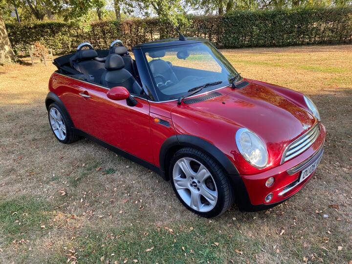 MINI Convertible 1.6 Cooper Euro 3 2dr