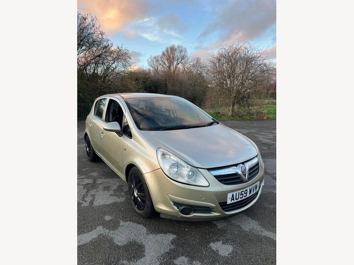 Vauxhall Corsa 1.4i 16v Club 5dr